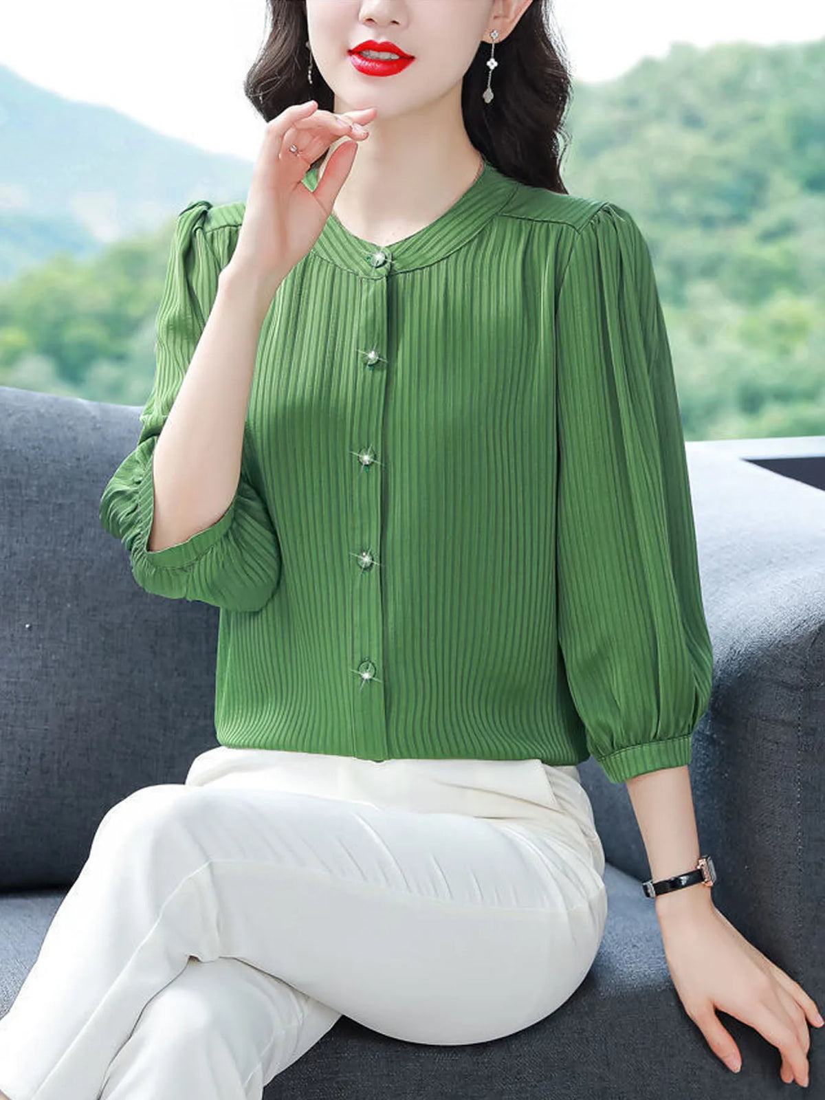 Korean version of loose and lazy style T-shirt small summer fashion foreign style casual age slimming half sleeve top
