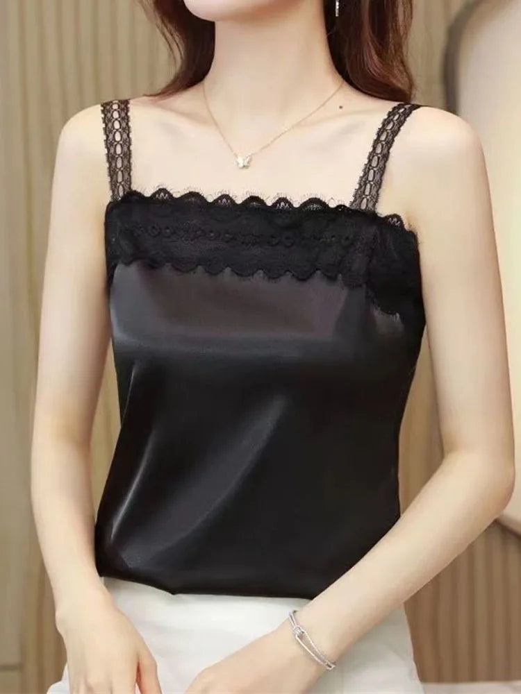 A new summer lace halter top for women's fashion, with a unique design inside and a sexy and beautiful back outside